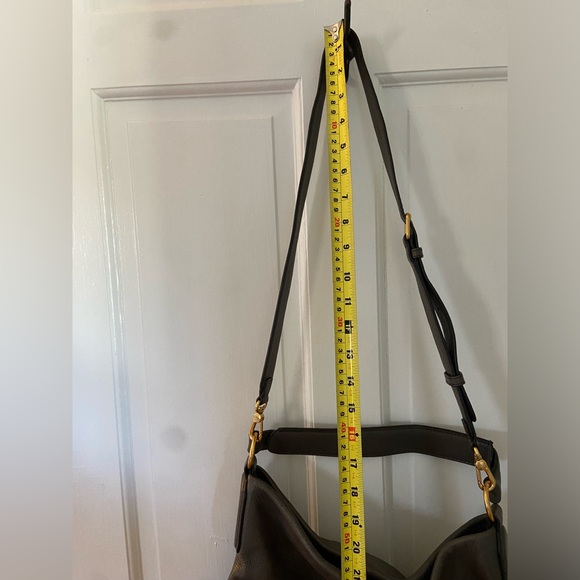 Marc by Marc Jacob’s Hillier Hobo Crossbody Grey EUC - Picture 13 of 14